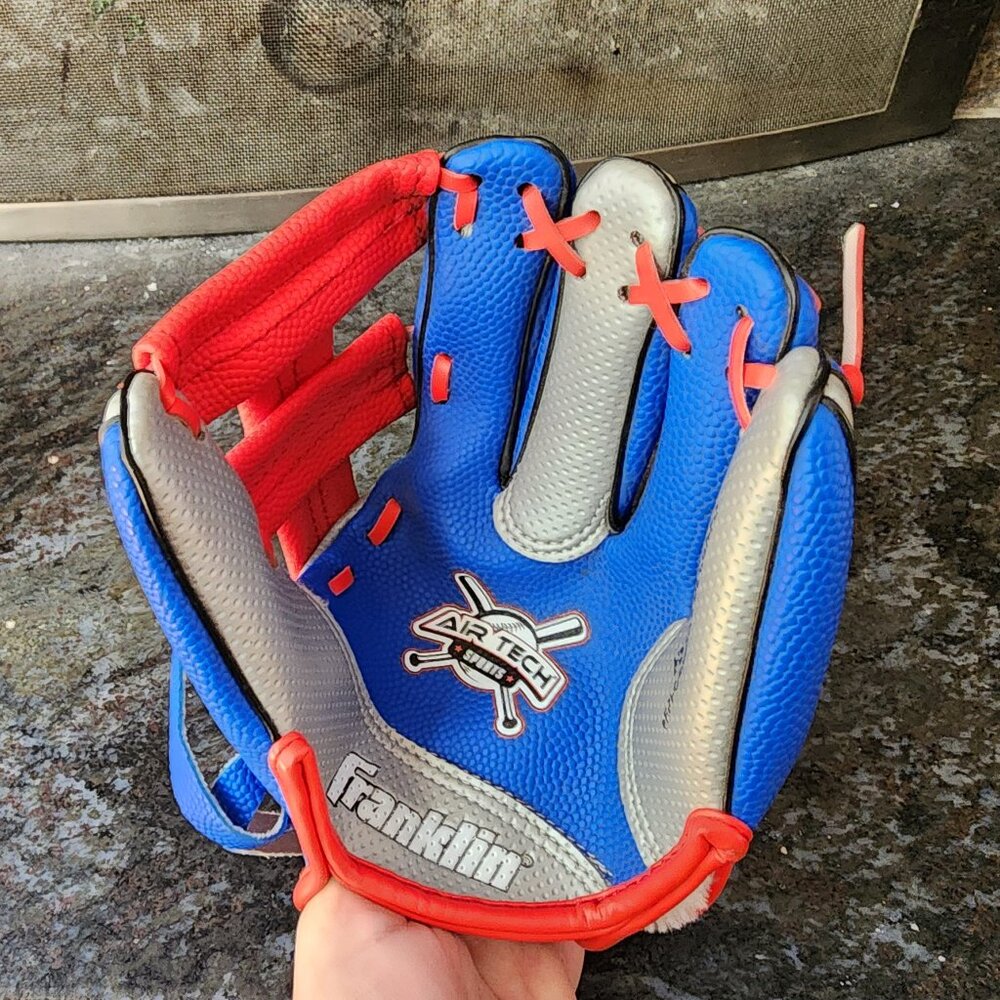 Franklin Sports Air-Tech RTP 9 Inch Youth Baseball Glove